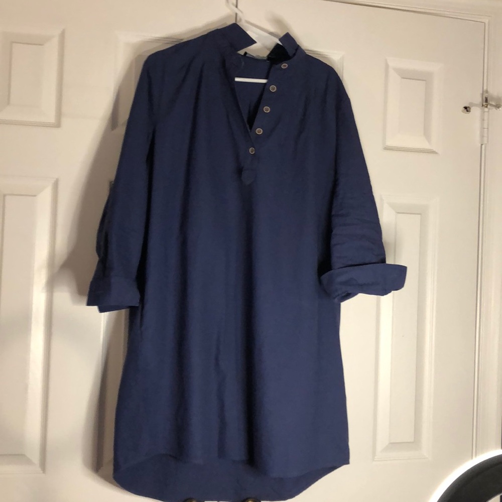 Size large shirt dress. Tuckernuck. Blue cotton.